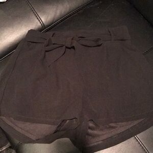 Super cute high waisted dress shorts